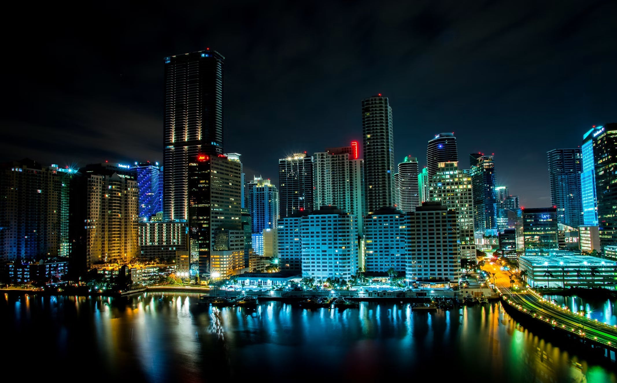 Custom Framing in Miami: A Collector's Guide