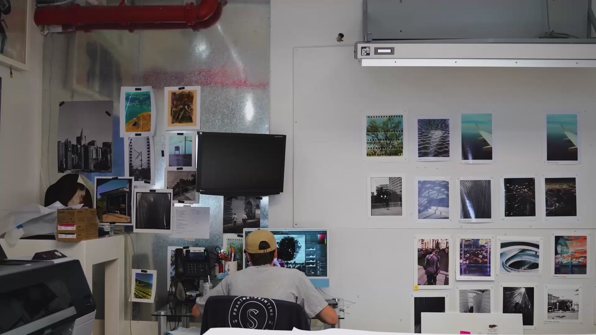 Load video: Video banner