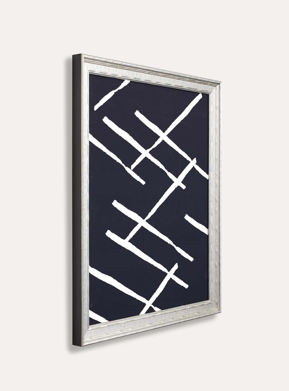 side view silver hammered frame