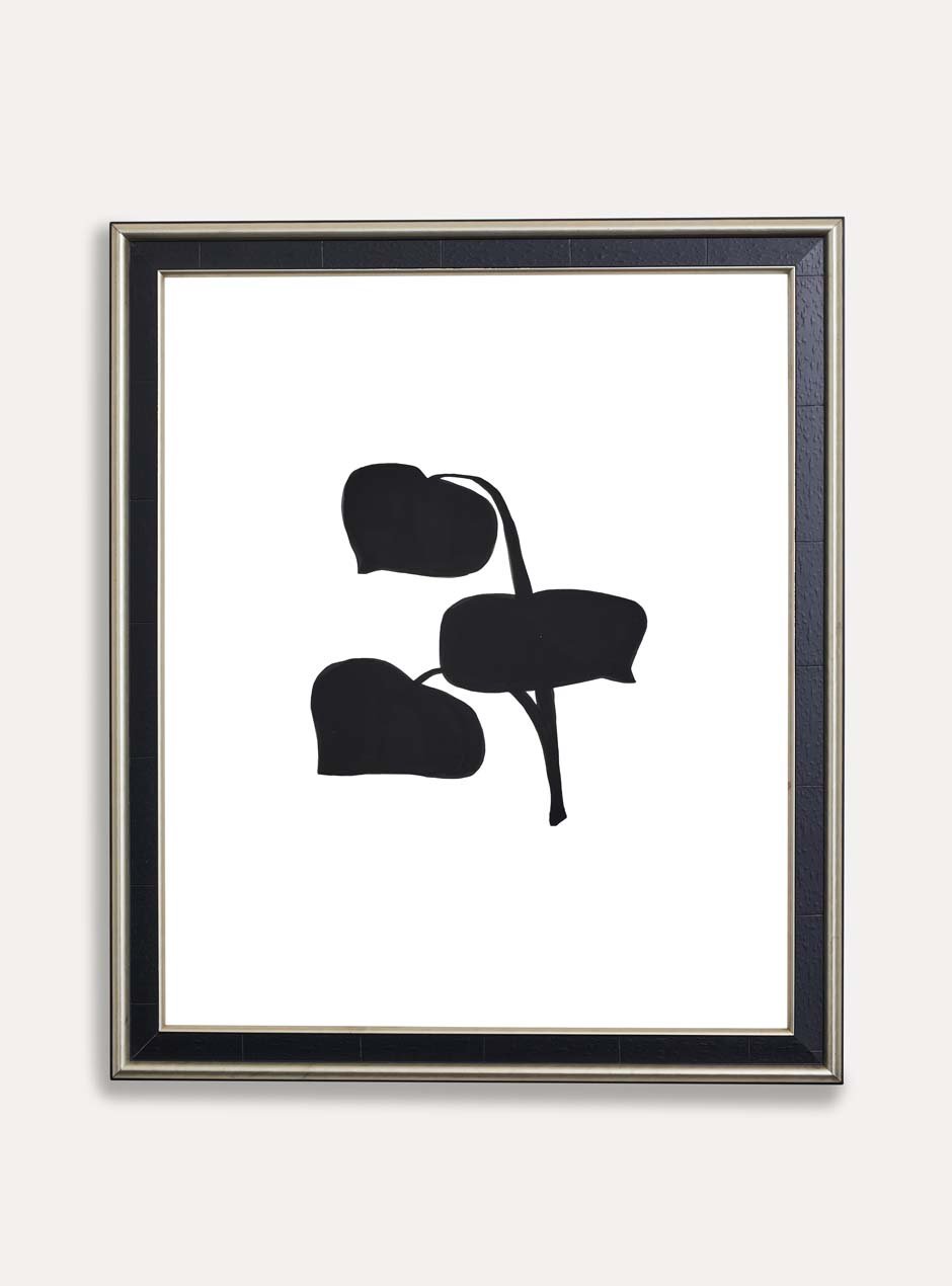 black frame with silver inner and outer detailing